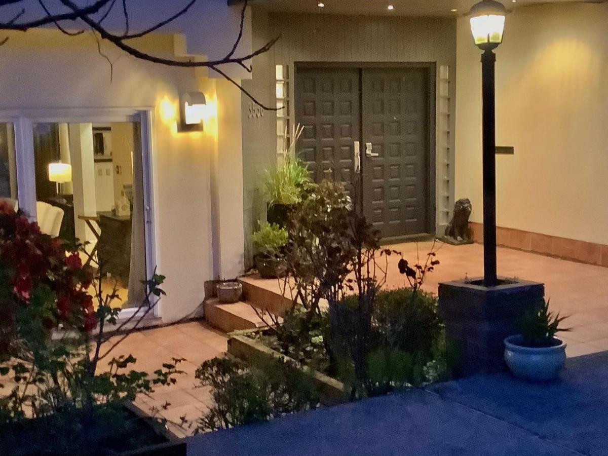 Suite Smart Vancouver Ngoại thất bức ảnh