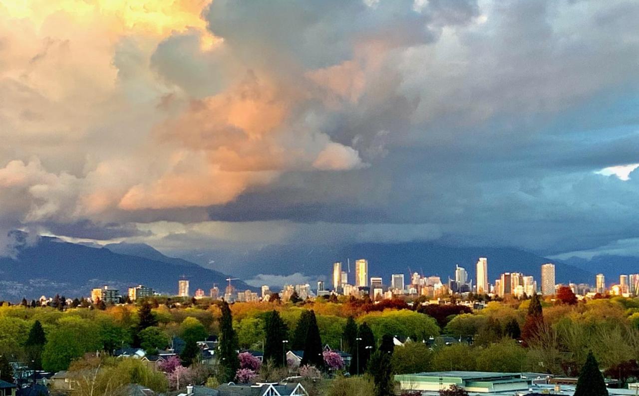 Suite Smart Vancouver Ngoại thất bức ảnh